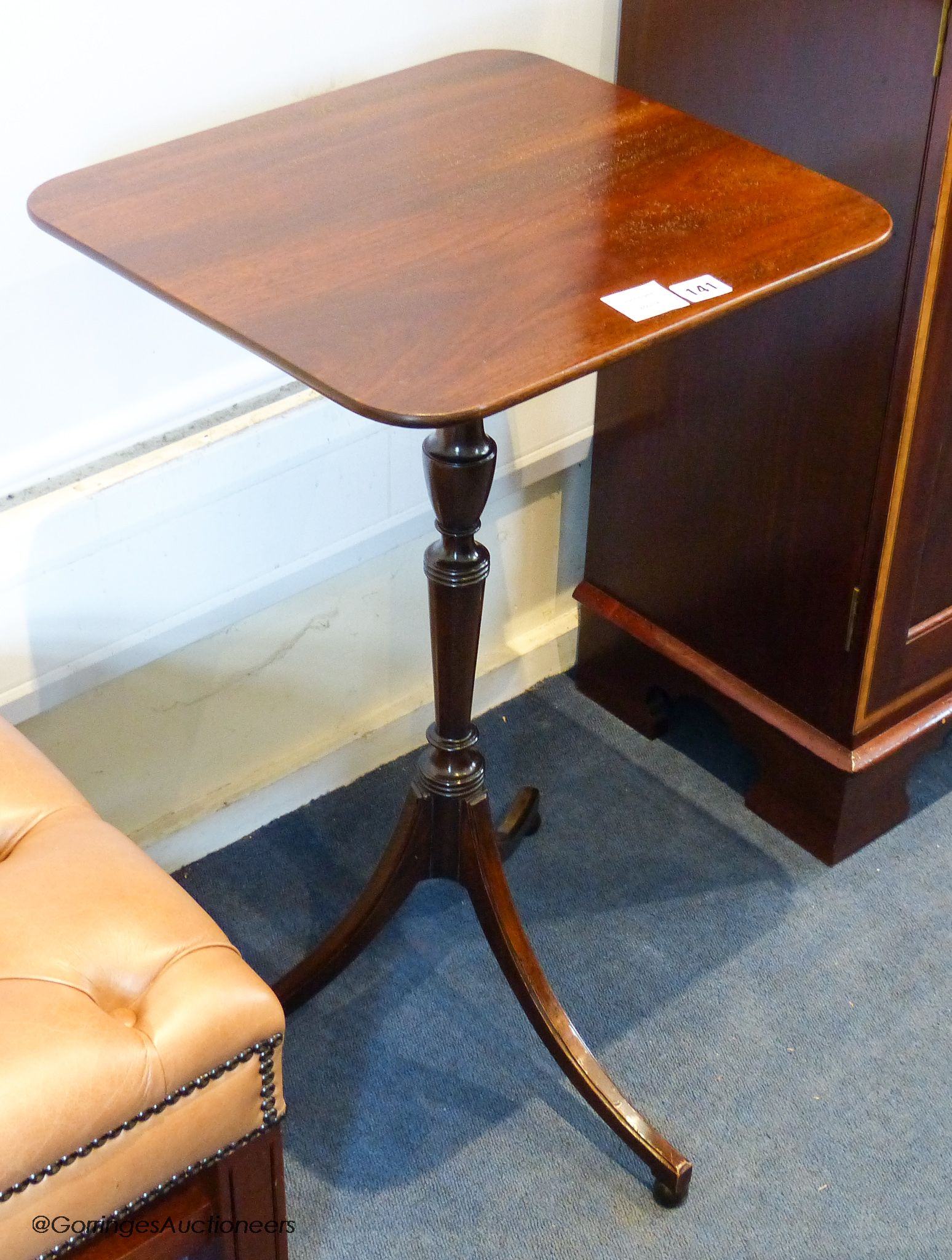 A Regency style mahogany tripod wine table, 42.5 cm wide, 38.5 cm deep, 72.5 cm high, stamped 9007